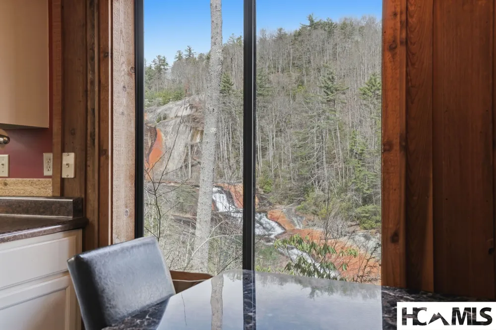 221 Toxaway Falls Drive #1A Lake Toxaway, NC 28747