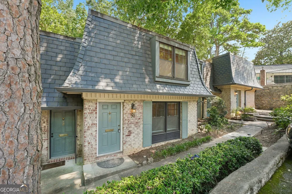 39 Cantey PL NW Atlanta, GA 30327