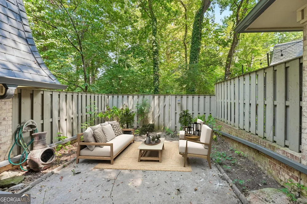 39 Cantey PL NW Atlanta, GA 30327