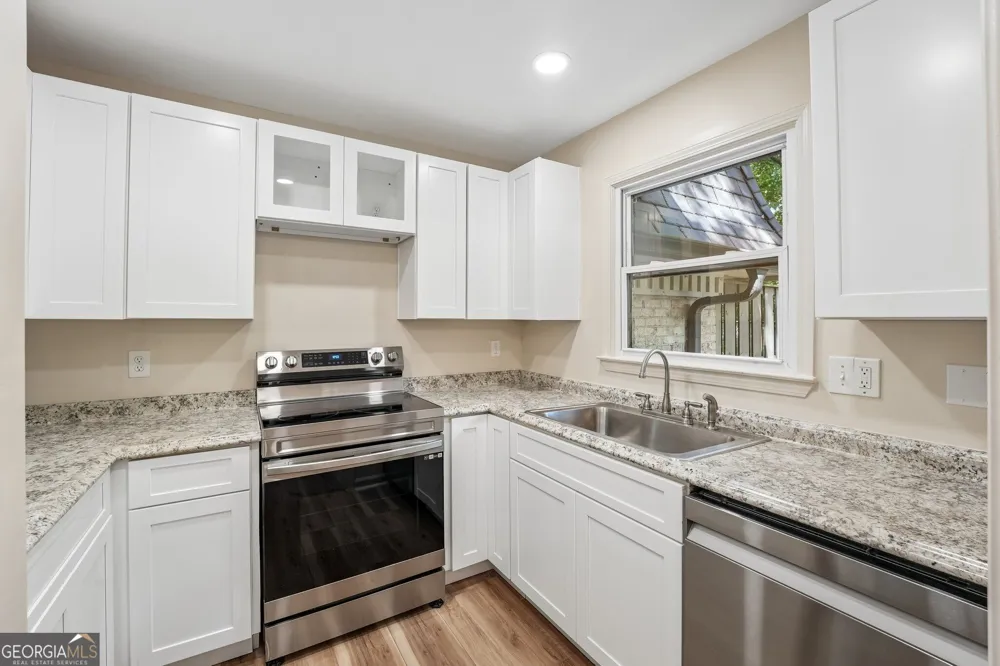39 Cantey PL NW Atlanta, GA 30327