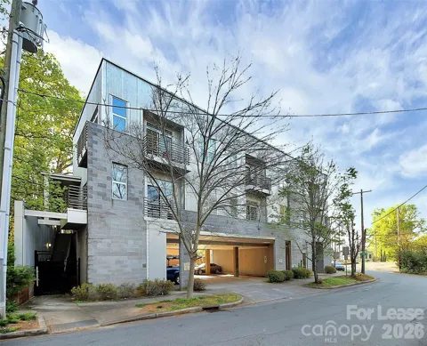 1600 Fulton Avenue #201