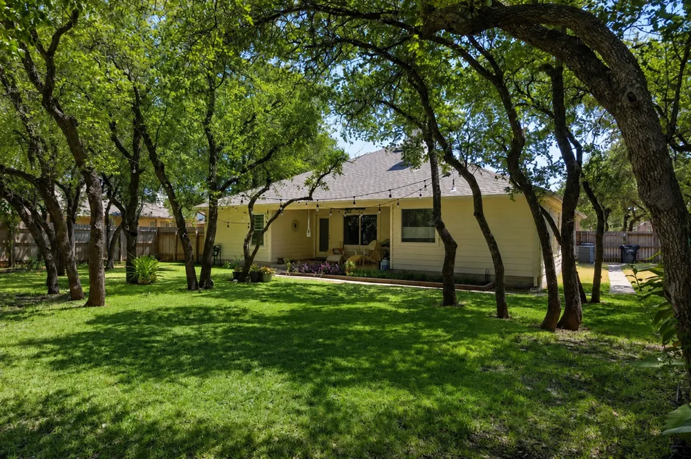 1921 Rutherford Drive Leander, TX 78641