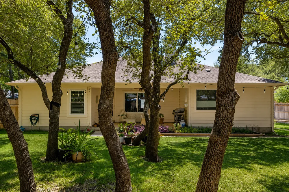 1921 Rutherford Drive Leander, TX 78641
