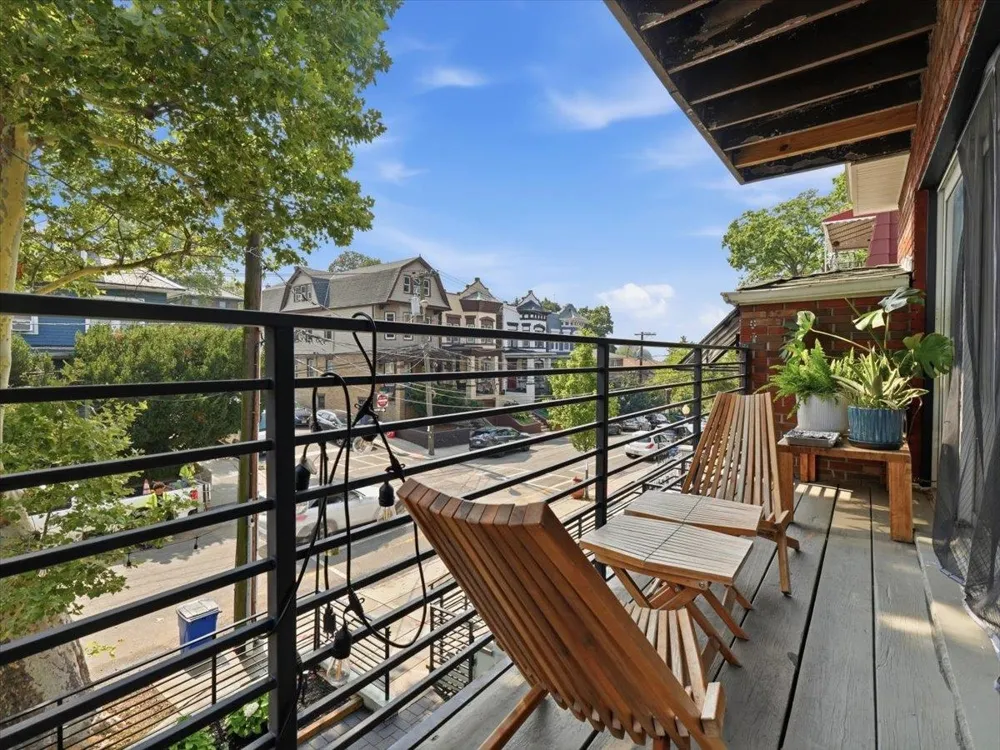 59 HAUXHURST AVE Weehawken, NJ 00786