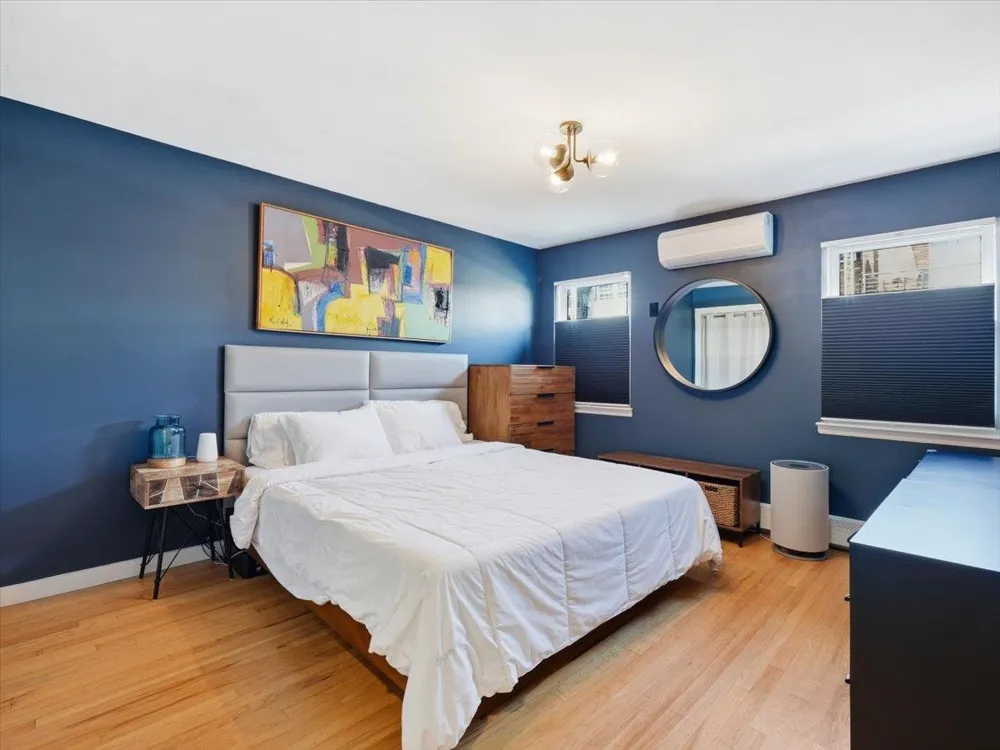 59 HAUXHURST AVE Weehawken, NJ 00786