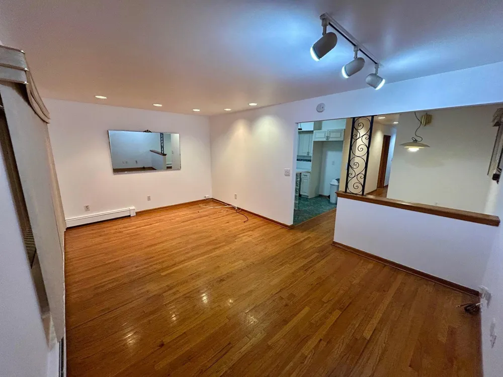 4703 COTTAGE AVE North Bergen, NJ 07047