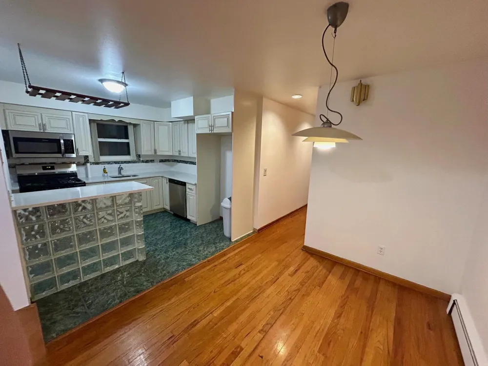 4703 COTTAGE AVE North Bergen, NJ 07047