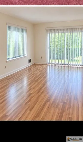 463 Andover Place #463 East Brunswick, NJ 08816