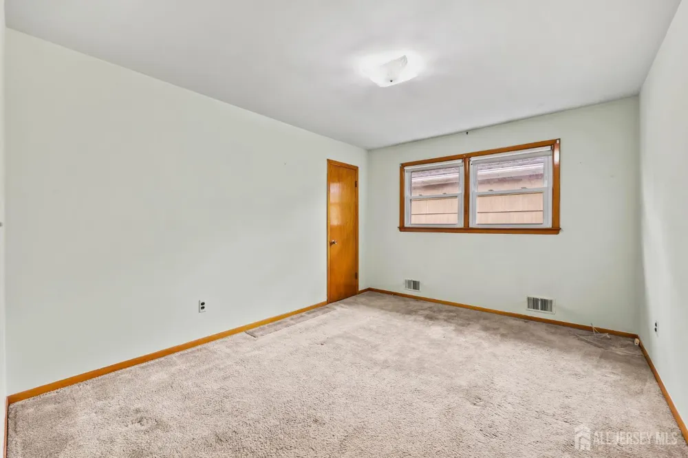 64 Berkley Avenue Colonia, NJ 07067