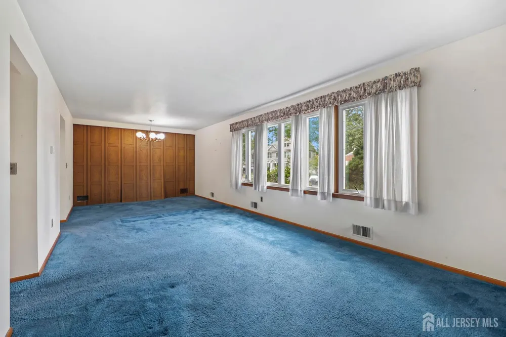 64 Berkley Avenue Colonia, NJ 07067