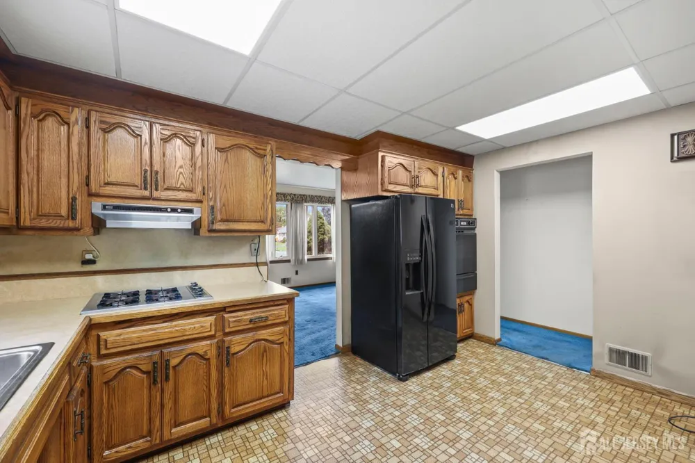 64 Berkley Avenue Colonia, NJ 07067