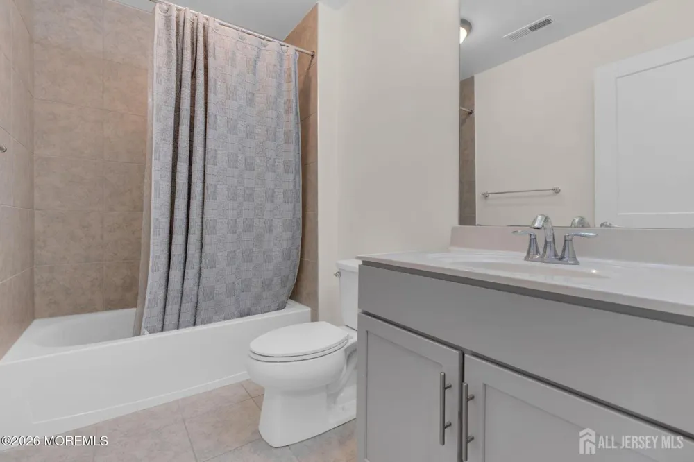 17 Kitchen Avenue Old Bridge, NJ 08857