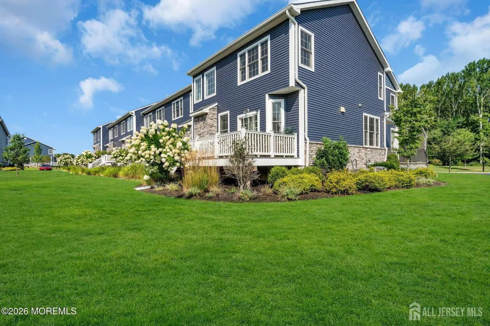 17 Kitchen Avenue Old Bridge, NJ 08857