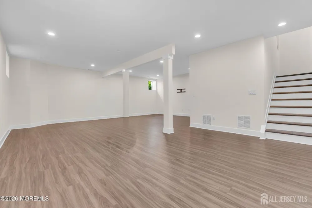17 Kitchen Avenue Old Bridge, NJ 08857
