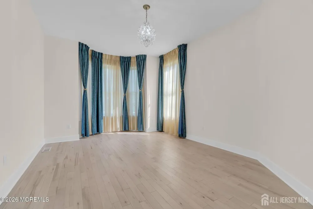 17 Kitchen Avenue Old Bridge, NJ 08857