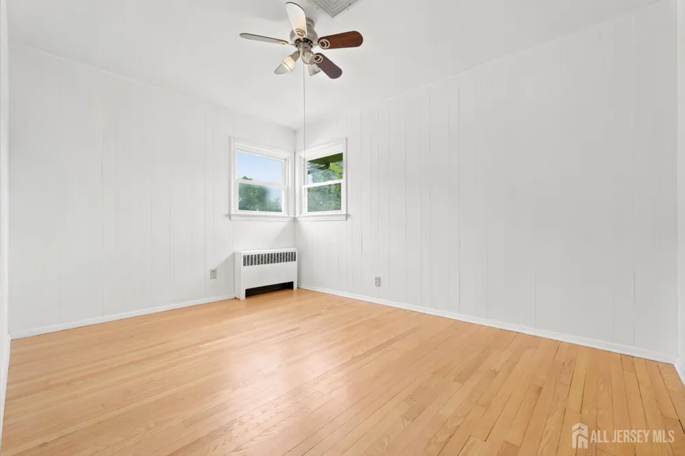 23 Vine Street Woodbridge Proper, NJ 08863