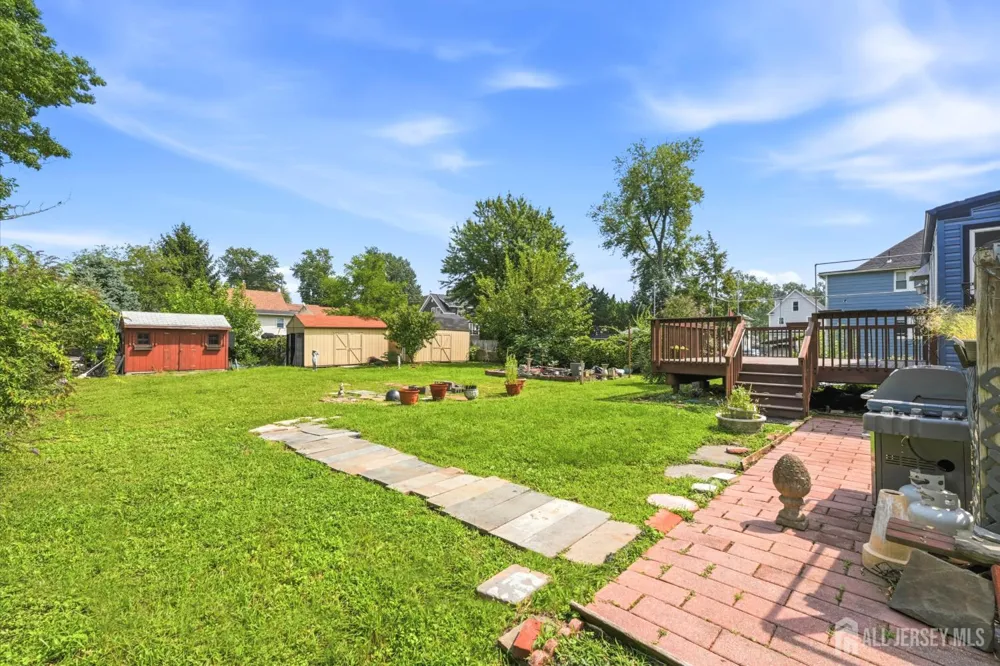 23 Vine Street Woodbridge Proper, NJ 08863