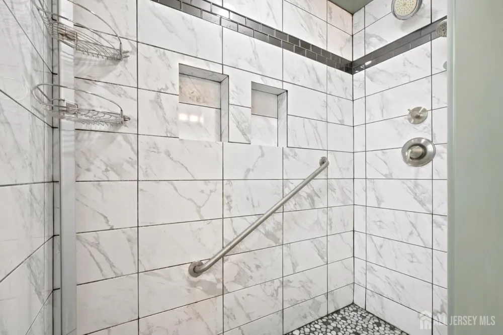 23 Vine Street Woodbridge Proper, NJ 08863