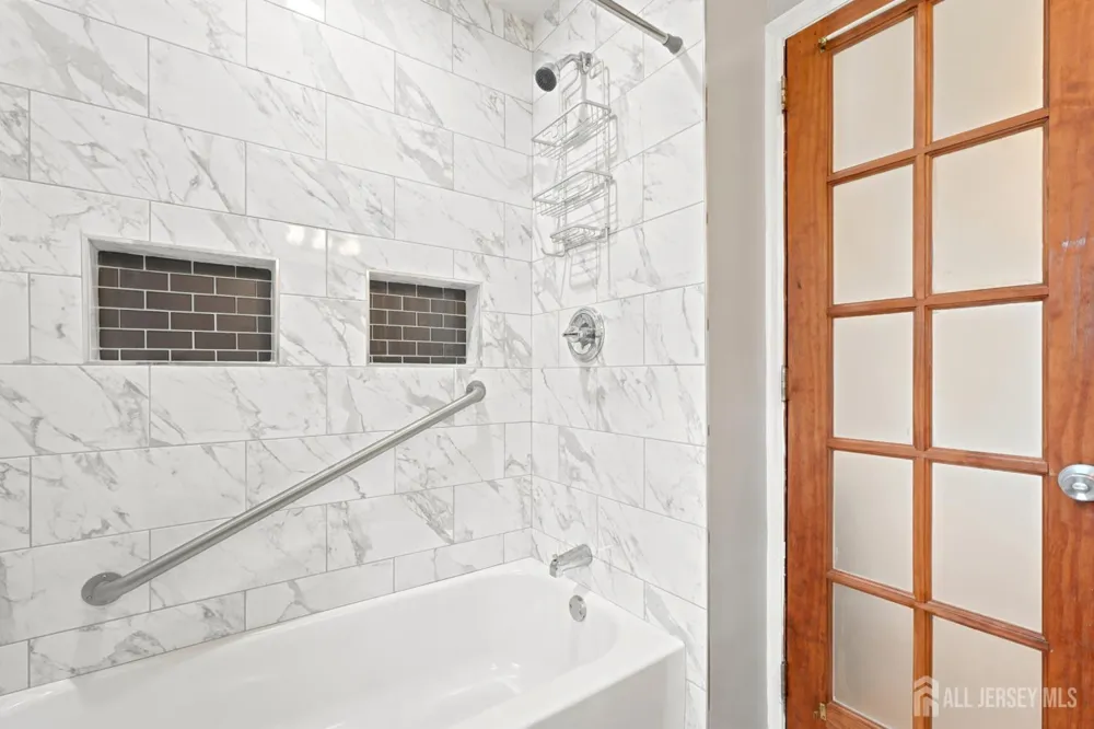 23 Vine Street Woodbridge Proper, NJ 08863