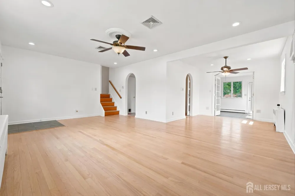 23 Vine Street Woodbridge Proper, NJ 08863