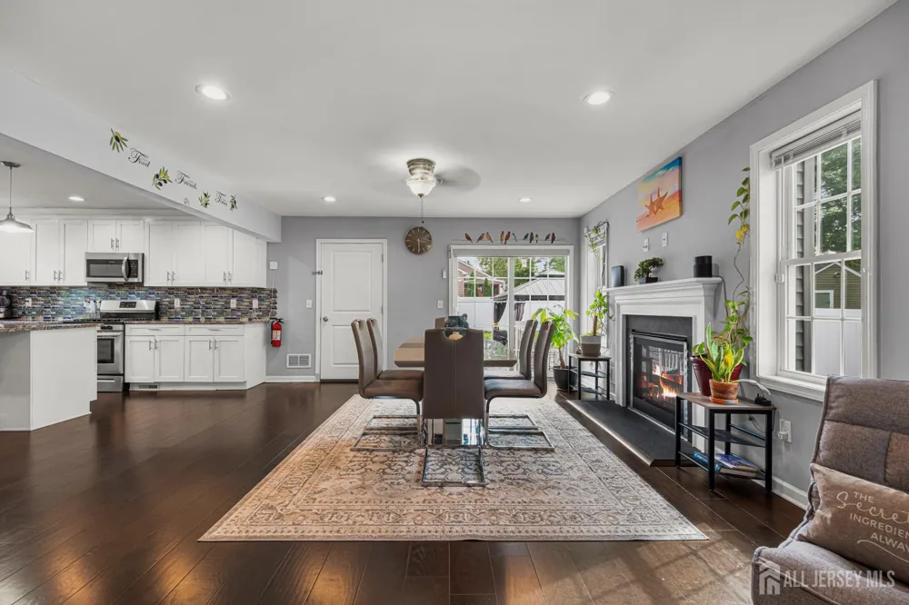 586 Dial Avenue Piscataway, NJ 08854