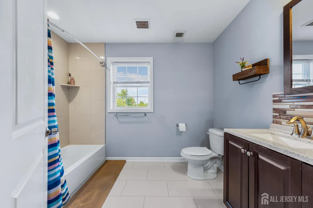 586 Dial Avenue Piscataway, NJ 08854