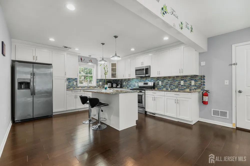 586 Dial Avenue Piscataway, NJ 08854