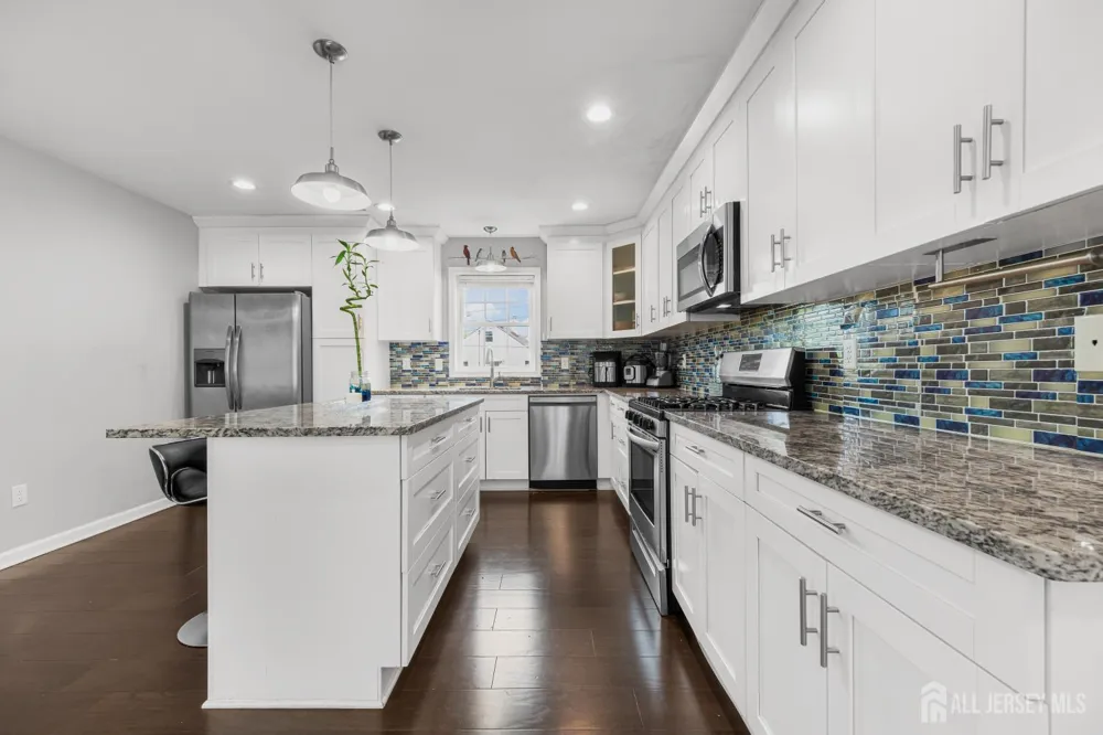 586 Dial Avenue Piscataway, NJ 08854