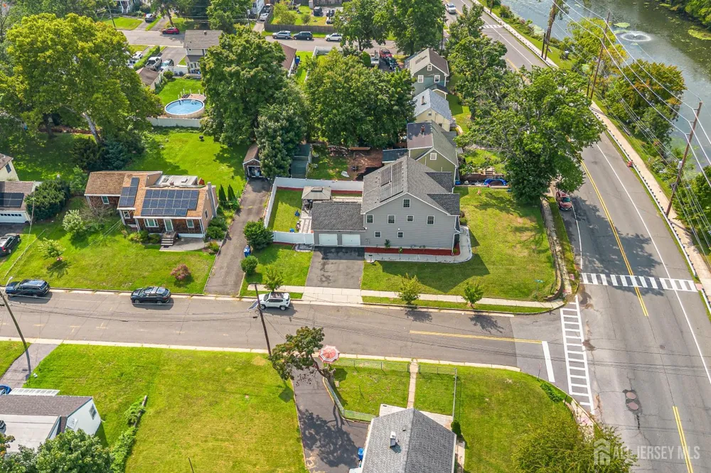 586 Dial Avenue Piscataway, NJ 08854