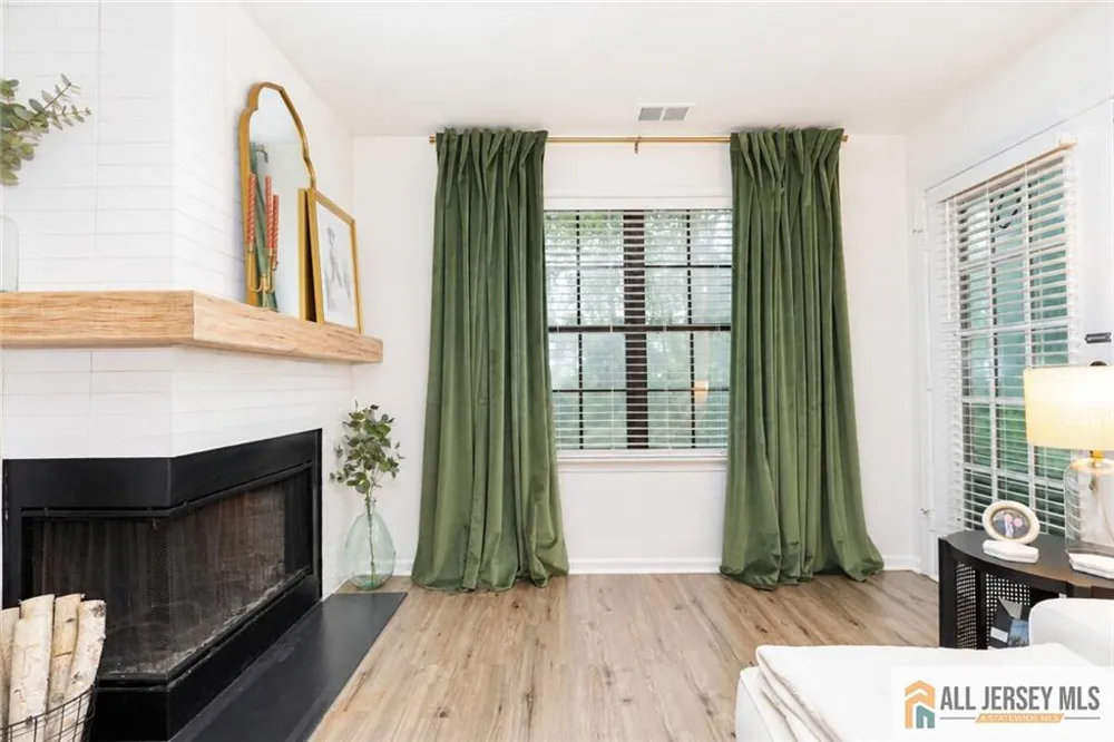 503 Chester Court Helmetta, NJ 08828