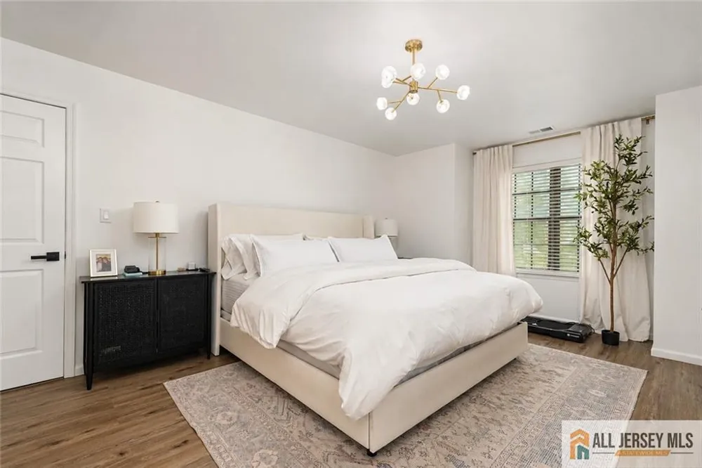 503 Chester Court Helmetta, NJ 08828
