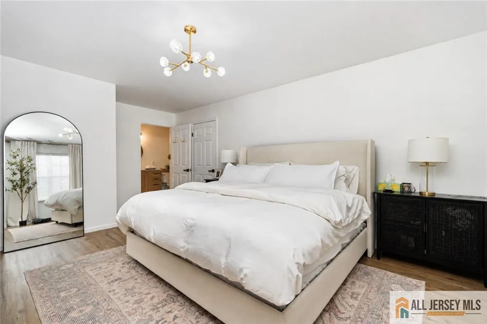 503 Chester Court Helmetta, NJ 08828