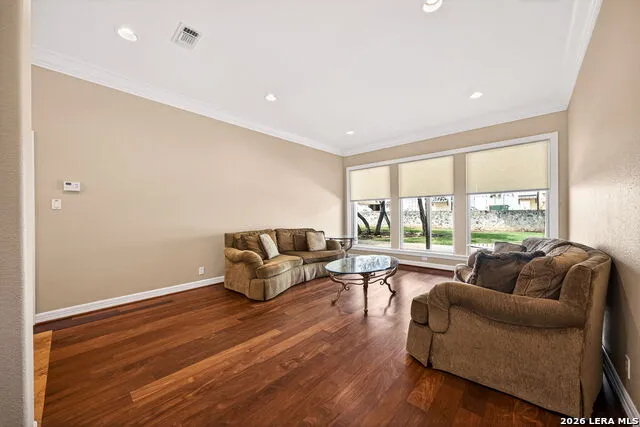 31 Royal Waters Dr San Antonio, TX 78248