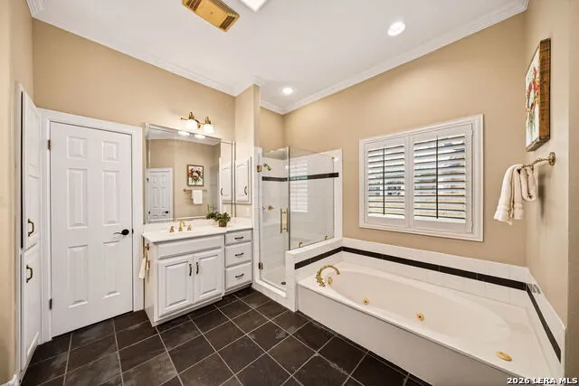 31 Royal Waters Dr San Antonio, TX 78248