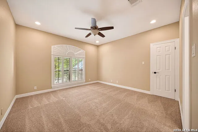 31 Royal Waters Dr San Antonio, TX 78248