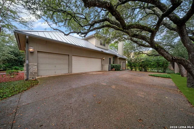 31 Royal Waters Dr San Antonio, TX 78248
