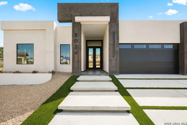 5024 JARDINES PL El Paso, TX 79932