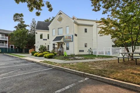 519 Shore Rd Road