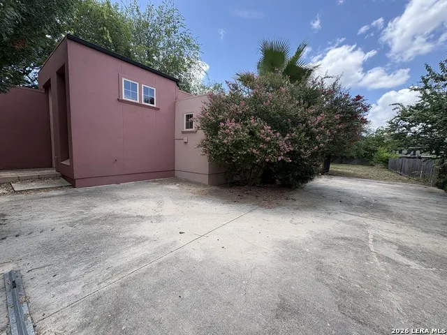 146 Babcock San Antonio, TX 78201