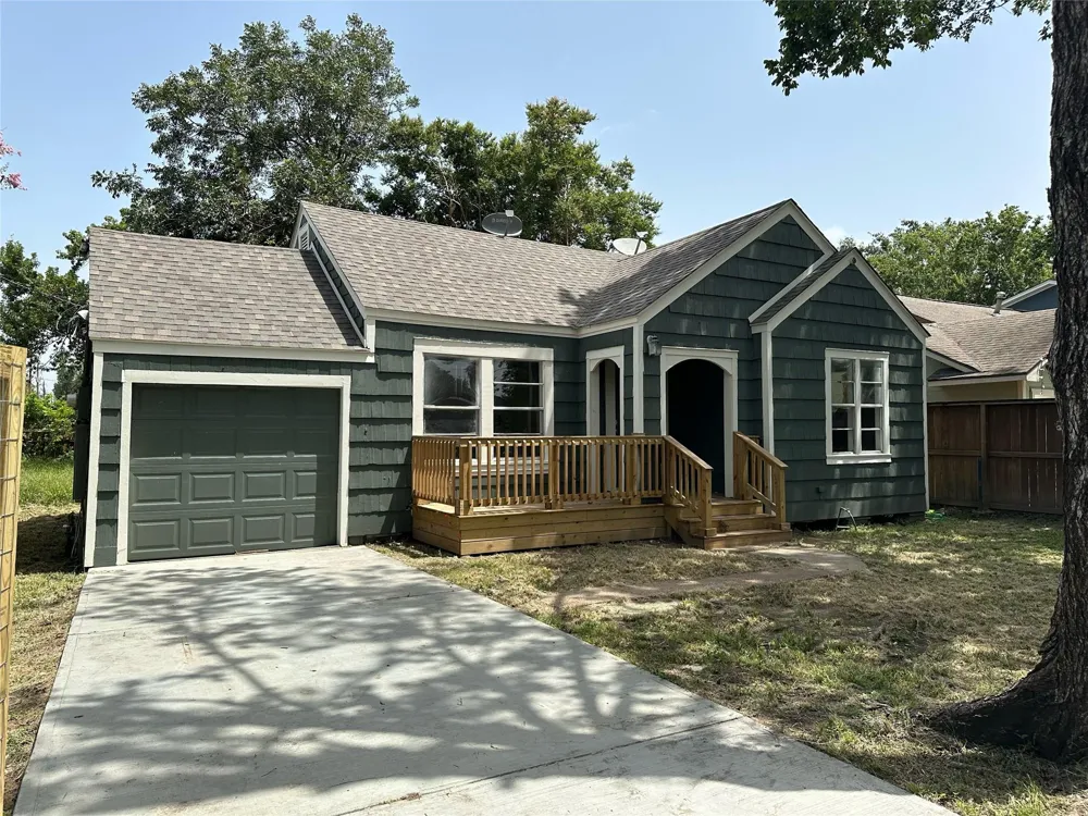 401 Dorchester Street Houston, TX 77022
