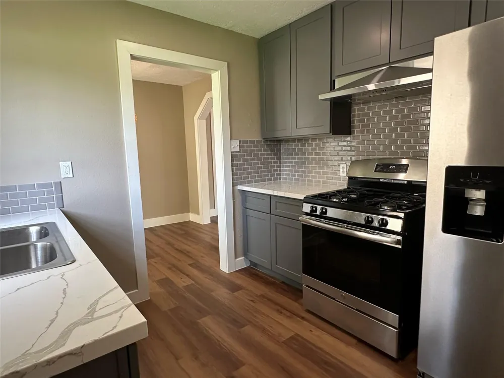 401 Dorchester Street Houston, TX 77022