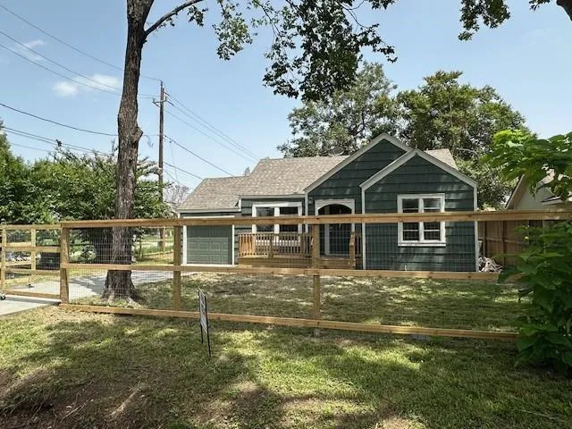 401 Dorchester Street Houston, TX 77022