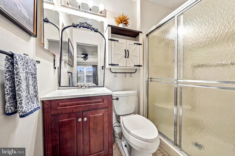 2174 HARBOUR DRIVE #BUILDING 34 Palmyra, NJ 08065