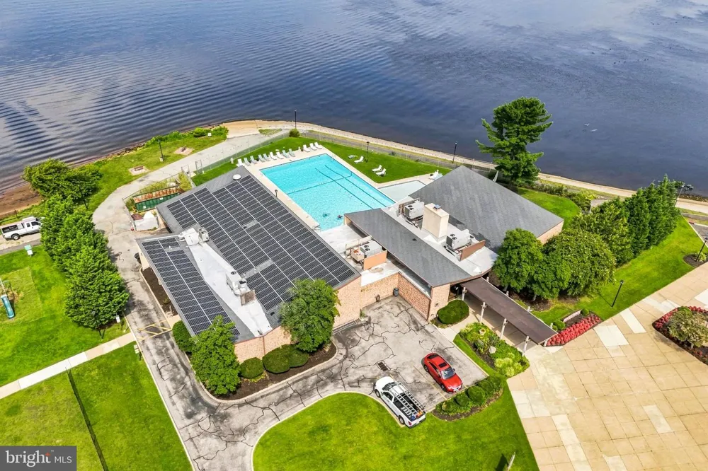 2174 HARBOUR DRIVE #BUILDING 34 Palmyra, NJ 08065