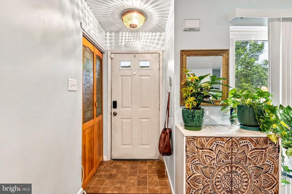 2174 HARBOUR DRIVE #BUILDING 34 Palmyra, NJ 08065