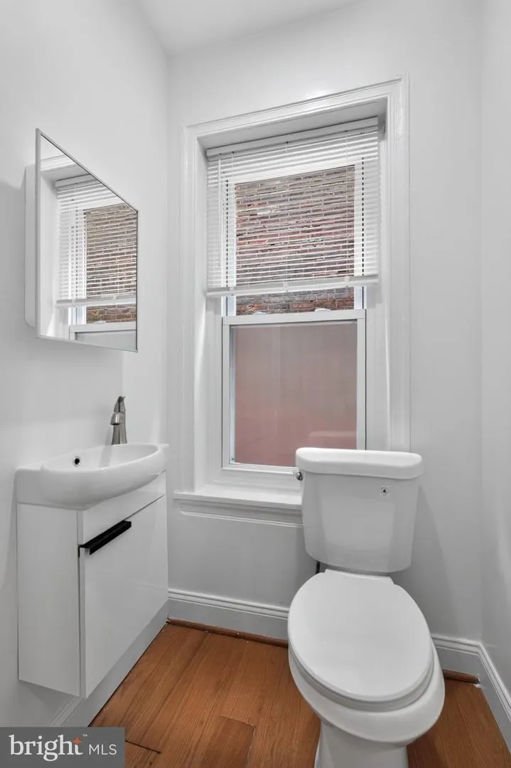 73 E GARFIELD STREET Philadelphia, PA 19144