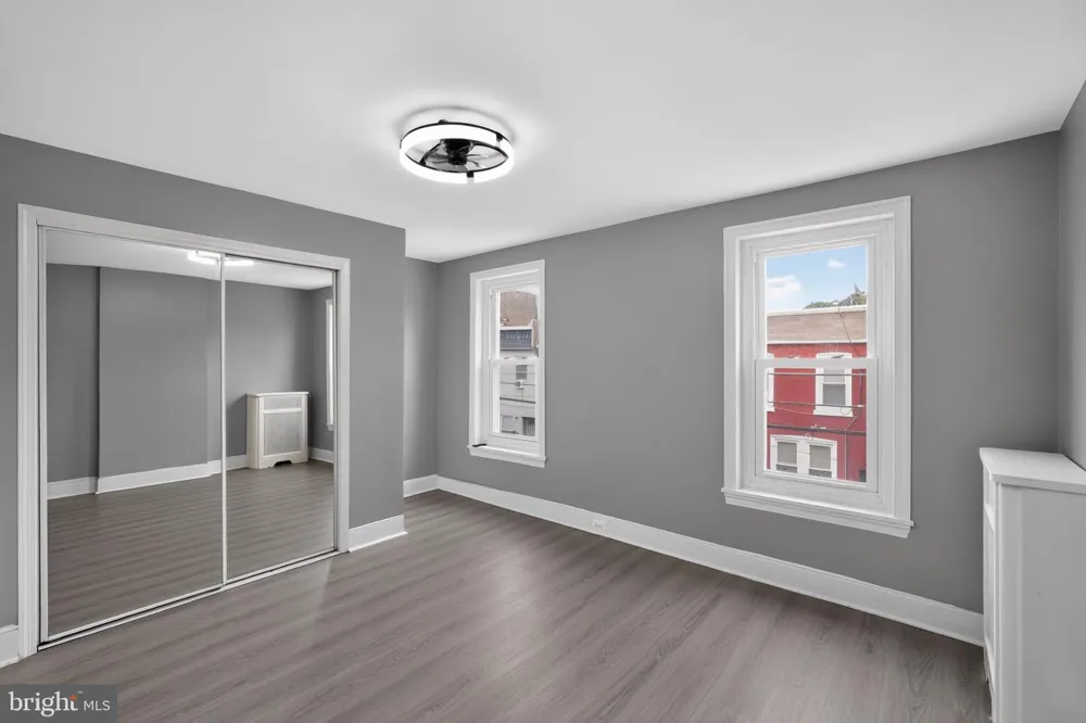 73 E GARFIELD STREET Philadelphia, PA 19144