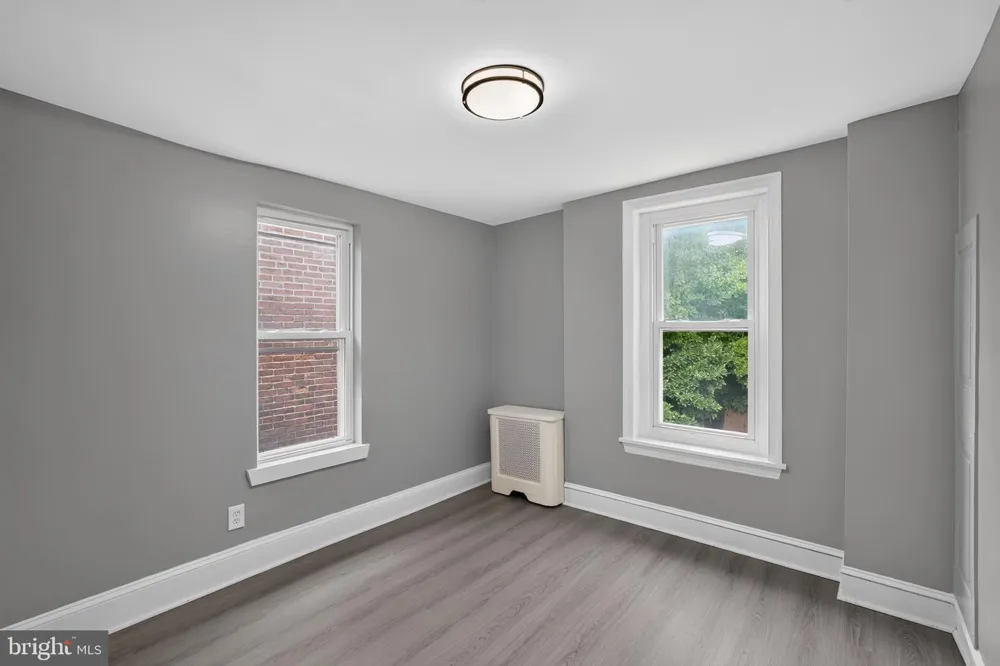 73 E GARFIELD STREET Philadelphia, PA 19144