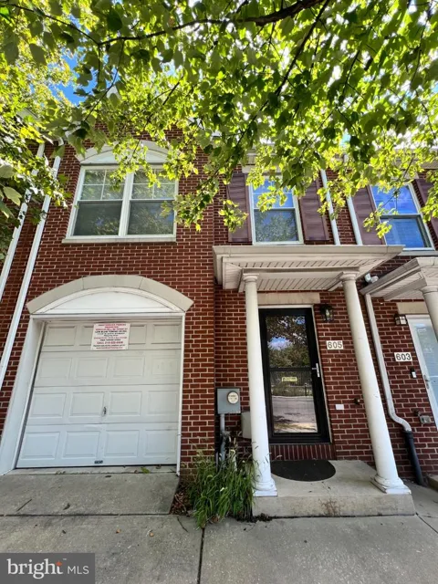 605 44TH STREET