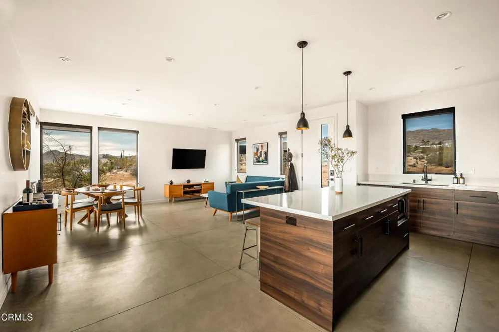6920 Juniper Road Joshua Tree, CA 92252